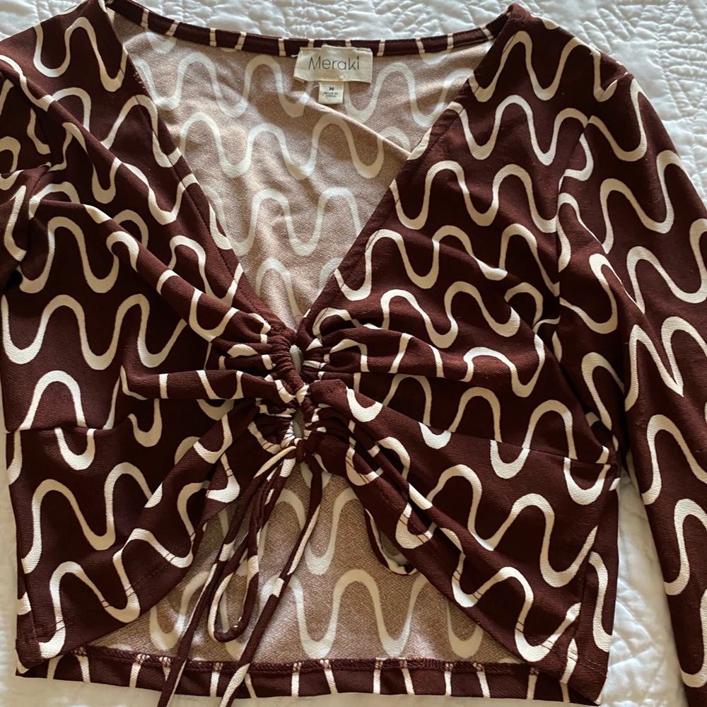 Long sleeve crop top